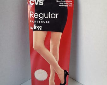 新品未使用 ヴィンテージ CVS レギュラーパンスト バイ レッグスデイ シアーレッグ アイボリー サイズ Q プラスサイズ
