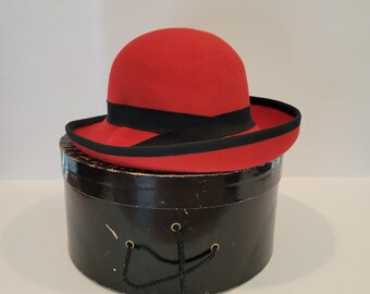 Vintage Saks 5th Avenue  Bowler Hat  Made in Italy 100% Wool s-l400.jpg main image 3