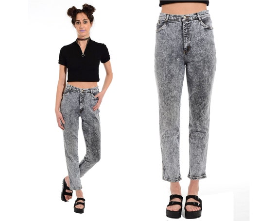 grunge mom jeans