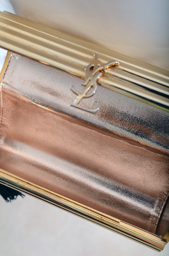 Yves Saint Laurent YSL Gold Sac Bow Leather Shoulder Bag Golden Pony-style  calfskin ref.351005 - Joli Closet