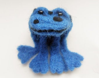 Poison Dart Frog Needle Felt, Needle Felted Poison Dart Frog, Blue Poison Dart Frog, Poison Dart Frog Toy, Blue Spotted Frog, Wool Frog Toy