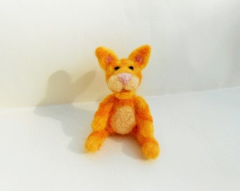 Needle Felted Orange Tabby Cat, Pocket Sized Needle Felt Cat, Orange Cat Plush, Wool Cat Toy, OOAK "Sam the Orange Tabby" Needle Art Animal