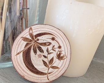 Dragonfly Moon Wood Slice Coin – Laser Engraved Recovery Token, Sobriety Gift