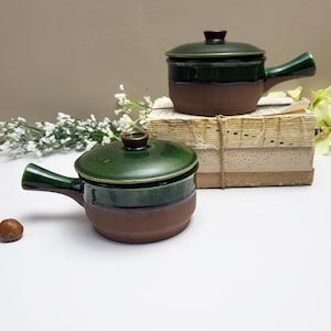 2 Vintage Onion Soup Bowls with Lids Dark Green Ceramic 70s Beauceware Pottery Cartier Quebec Canada Individual Oven-to-table Casseroles