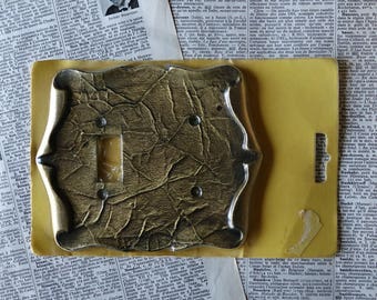 Vintage Amerock light switch plate cover - Electrical - Large single switch plate - Antique brass finish - Vintage hardware