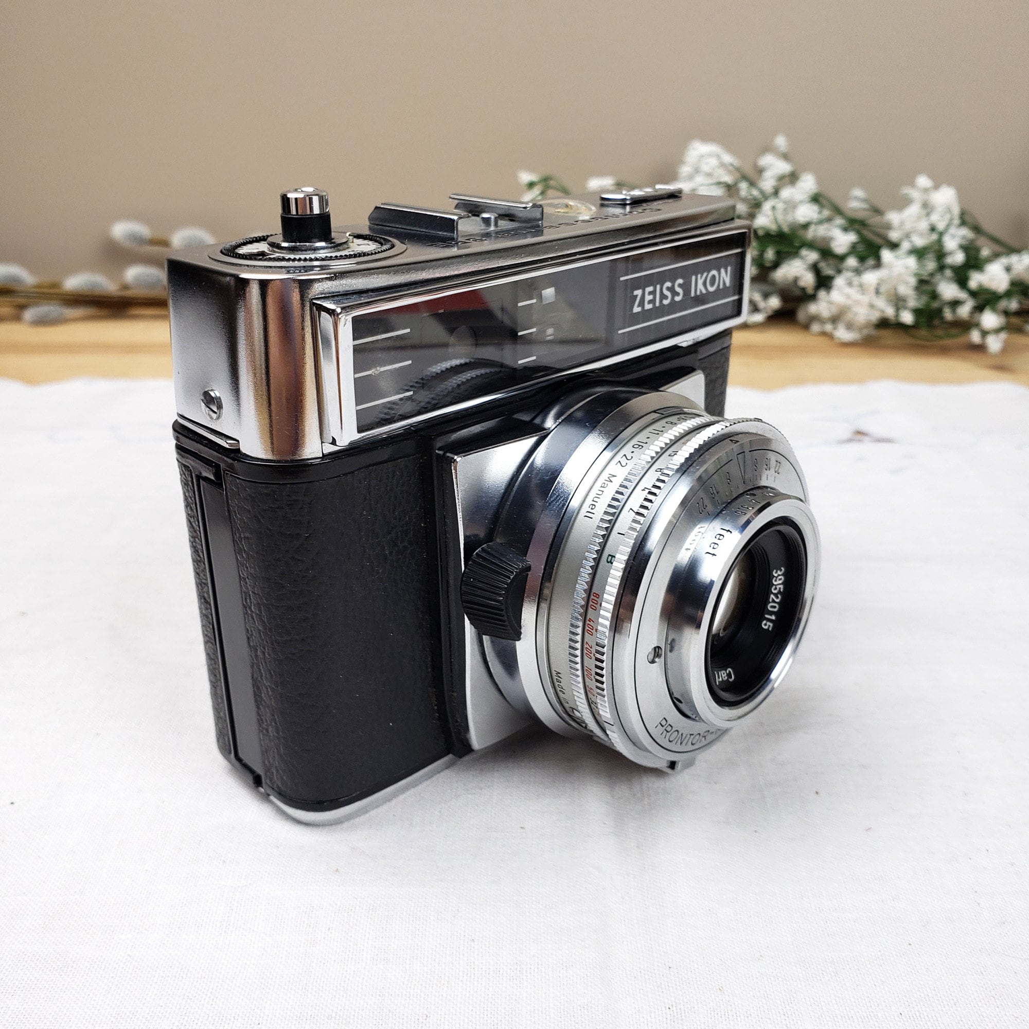 Appareils photo Argentique Zeiss : les meilleurs prix sur le neuf et l'occasion