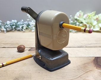 ヴィンテージボストン鉛筆削り：1920年代のシカゴ教室の装飾 - Etsy 日本