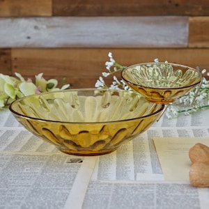 Vintage chip and dip glass bowl Golden yellow snack set image 1