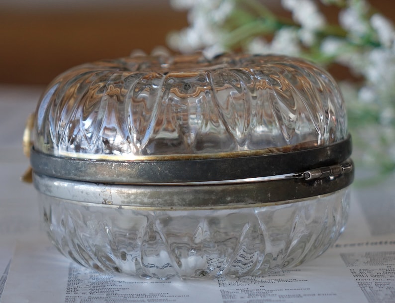Vintage Round Clear Glass Trinket Box Jewelry Box With Silver Etsy