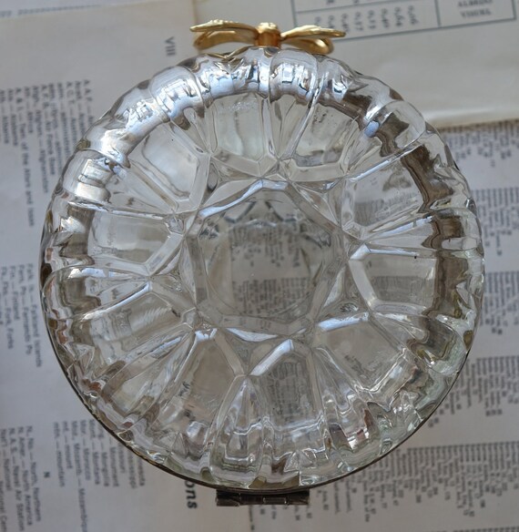 Vintage round clear glass trinket box, Jewelry bo… - image 7