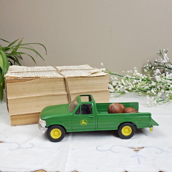 Vintage John Deere Pickup Truck 1990 s ERTL Ford F 150 Diecast Metal Truck 1 32 Etsy