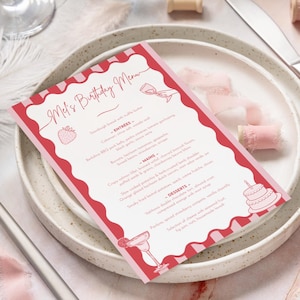 Op de afbeelding: Een roze en rode verjaardagsmenukaart met de tekst "Mel's Birthday Menu". Het menu bevat voorgerechten, hoofdgerechten en desserts, met illustraties van een aardbei, een wijnglas, een taart en een margarita.