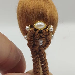1/12 scale wig, brown, dollhouse miniatures.
