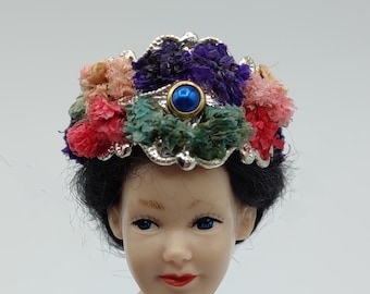 1:12 scale crown. Miniature for dollhouse.