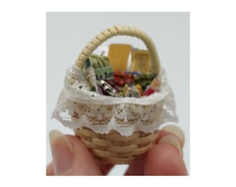 1:12 scale sewing basket, dollhouse miniature
