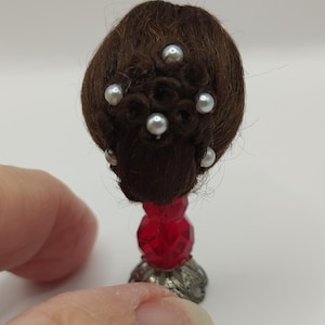 1/12 scale wig, brown, dollhouse miniatures.