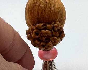 1/12 scale wig, dollhouse miniature.