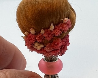 1/12 scale wig, dollhouse miniature.