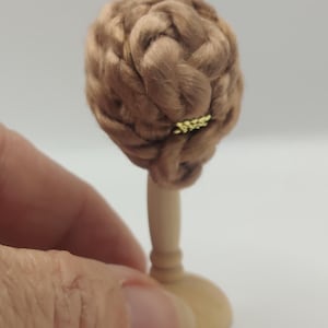 1/12 scale blonde wig for dollhouse miniatures.