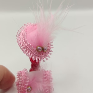 Hat and bag set, 1:12 scale. Miniature for dollhouse.