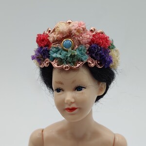 1:12 scale crown. Miniature for dollhouse.