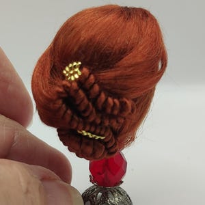 1/12 scale wig, dollhouse miniature.