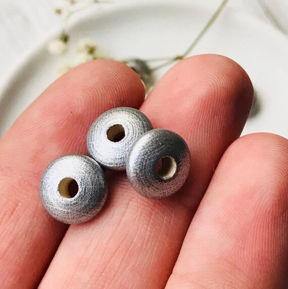 wooden disc beads