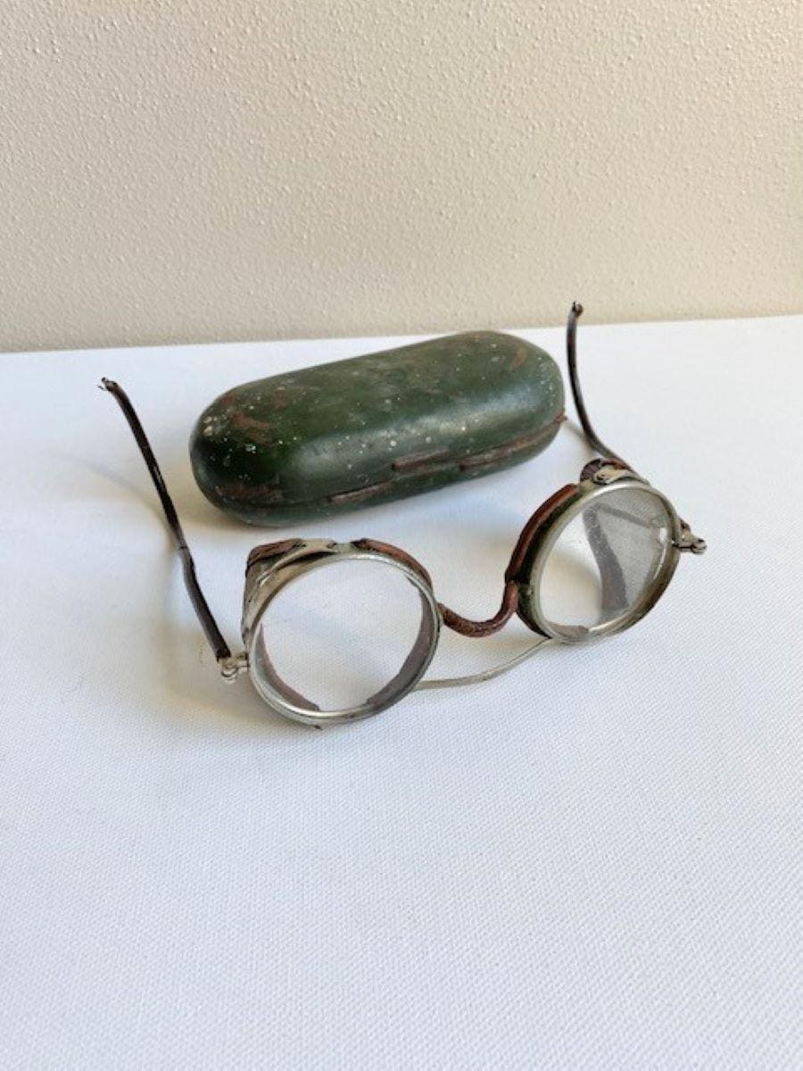 小物 American Optical safety glasses 46-20 小物 American Optical safety glasses 46-20 American Optical