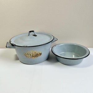 Blue Gray Enamel Pot With Lid, Federal Enameling, Blue Gray Enamel Bowl, Blue Gray Enamelware Pot with Lid, Enamelware Bowl, Gray Speckled