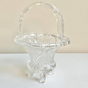 Crystal Footed Candy Dish, Crystal Basket Shaped Candy Dish, Crystal Nut Dish, Vintage Candy Dish, Vintage Nut Dish