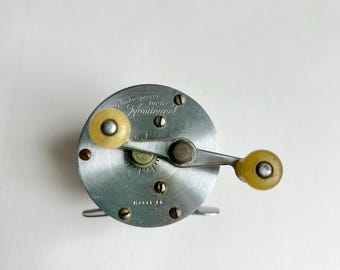 Shakespeare Wondereel Level Winding Fishing Reel, #1920 in Box