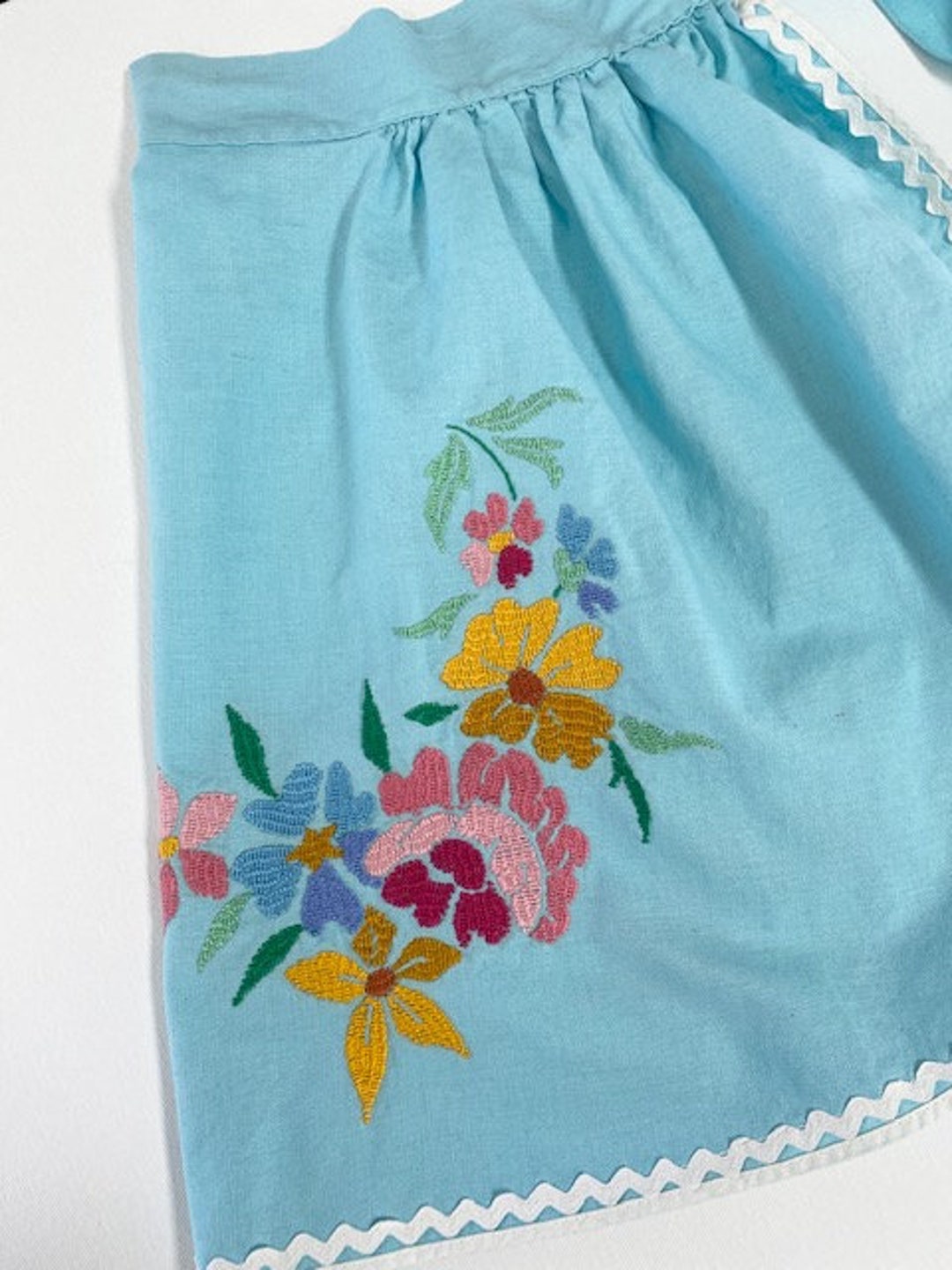 Neon Floral Eagles Apron main image 1