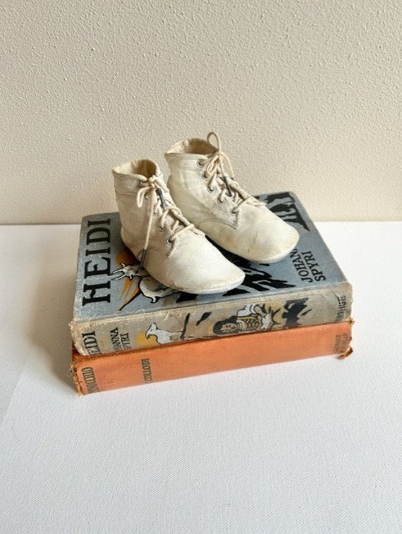 White Kidskin Leather Baby Shoes, Baby Booties, Ch