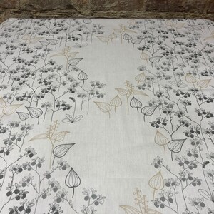 Floral Cotton Tablecloth: Scandinavian Design, Beige & Grey Flowers