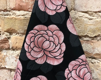 Black Floral Cotton Tea Towel: Scandinavian Kitchen Decor