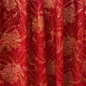 Roter Baumwoll Vorhang Panel: Skandinavisches Florales Design