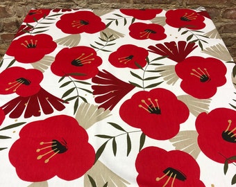 Navy Blue & Red Floral Poppy Design Fabric Table Runners 110cm 135cm 180cm Navy Blue & Red Floral Poppy Design Fabric Table Runners 110cm 135cm 180cm