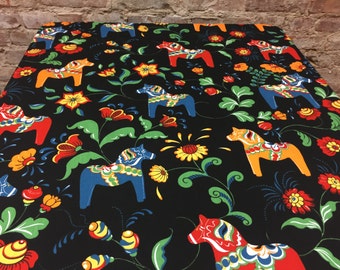 Swedish Dala Horse Tablecloth: Scandinavian Cotton Print (20x57 Inches)
