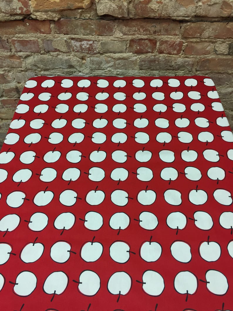 Red tablecloth Scandinavian design Apple tablecloth Table runner Cotton tablecloth Red runner Cotton runner Gift