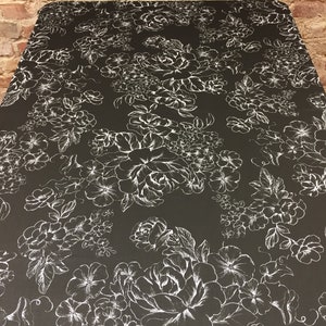 Black & White Floral Cotton Tablecloth - Scandinavian Modern Style