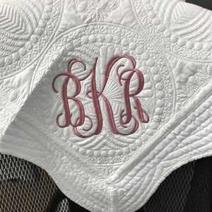 Monogram Baby quilt, White Baby Quilt, Baby Girl Shower Gift, Baby Girl Gift, Personalized Baby Girl Quilt