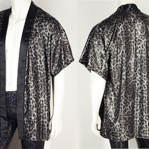 Subtle Silver Leopard Men's Festival Kimono-Style Robe