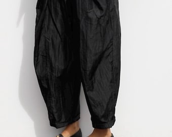 Vintage Gideon Oberson Palazzo Schwarze Hose: Hohe Taille Breites Bein - 25 &quot;Taille, weit sackende 90er Jahre schicke, leichte Hose S