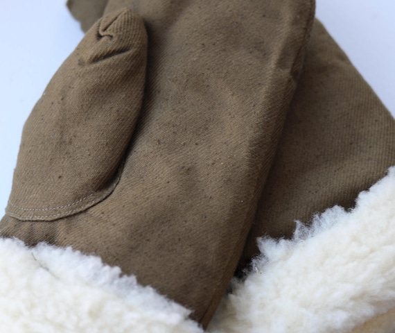 Vintage  UNISEX 70s Sheep Wool Mittens: Khaki Cot… - image 7