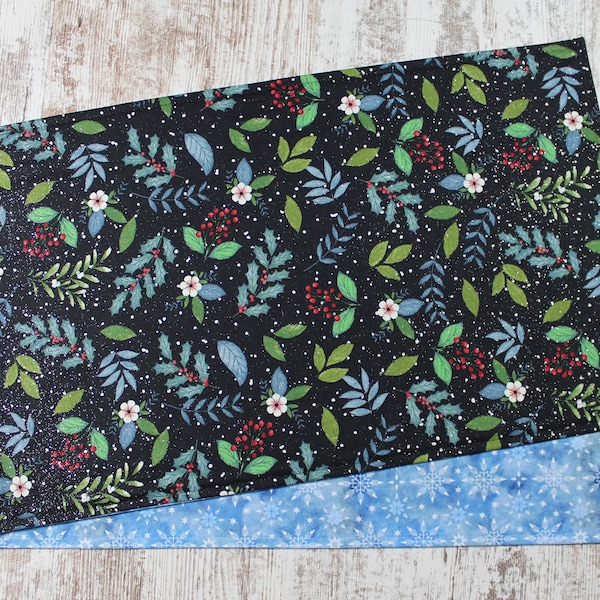Christmas Placemats, Holiday Placemats, Holly Placemats, Blue & Green Placemats, Christmas Decor, Reversible Placemats, Winter placemats