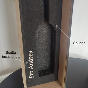 Scatola del vino personalizzato. Per un regalo unico, da vedere. Cofanetto per bottiglia. Scatola per bottiglia