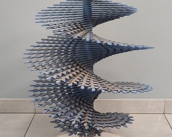 Osterei, Osterbaum 2024 Beschreibung ,Höhe 60 cm. 