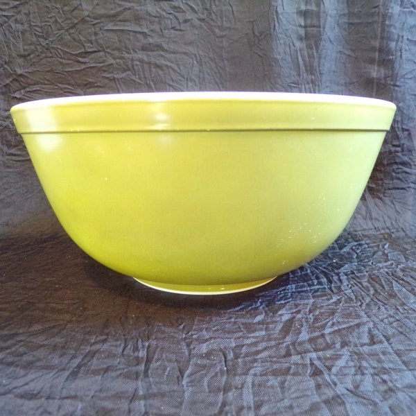 Pyrex #403 Verde ~ Nesting Round Mixing Bowl