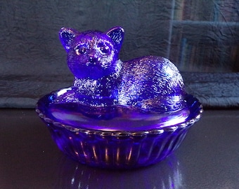 Teal Blue Carnival Glass Cat on Basket - Covered Candy Dish