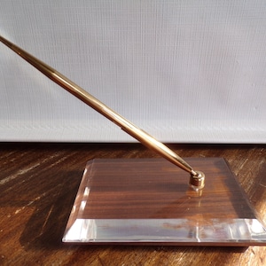 Acrylic Pen Holder